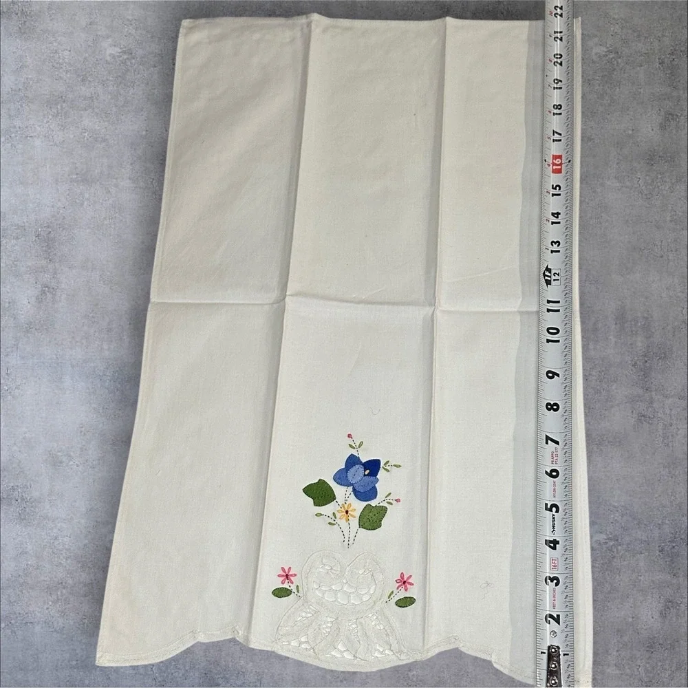 Set‎ of 5 - Vintage Hand Appliqued Fingertip Towel with Blue Flower
